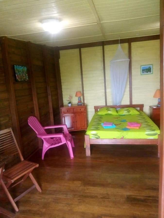 Gites Les Lodges Des Hauts De Deshaies Kültér fotó